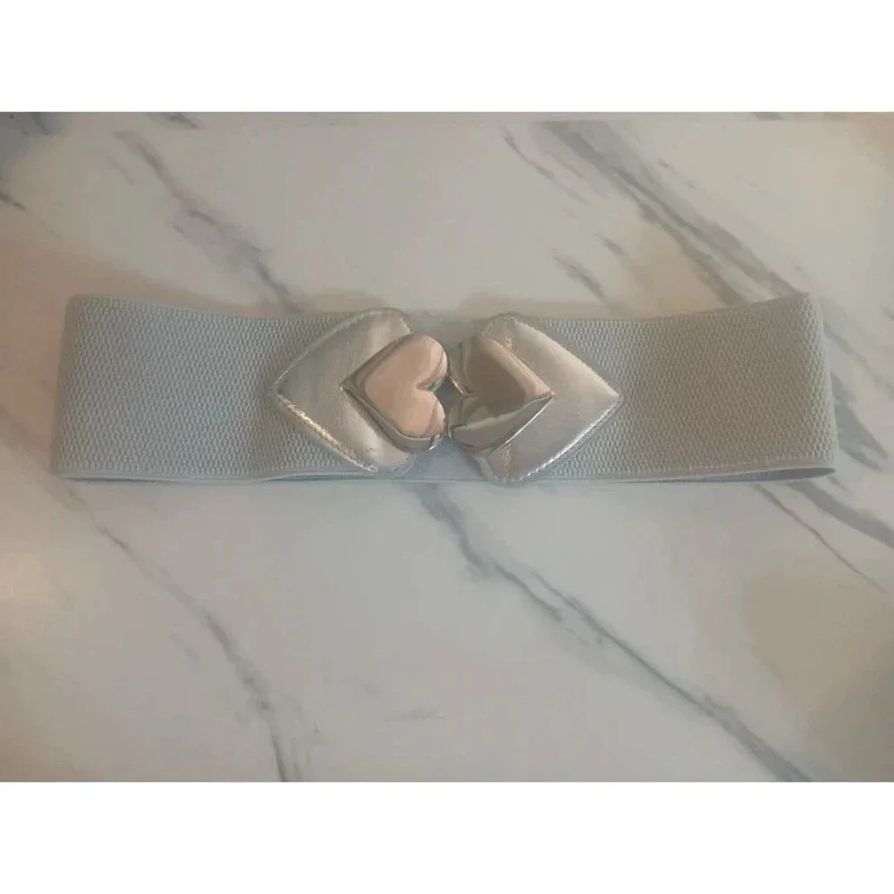 Silver Heart Wide Stretch Belt